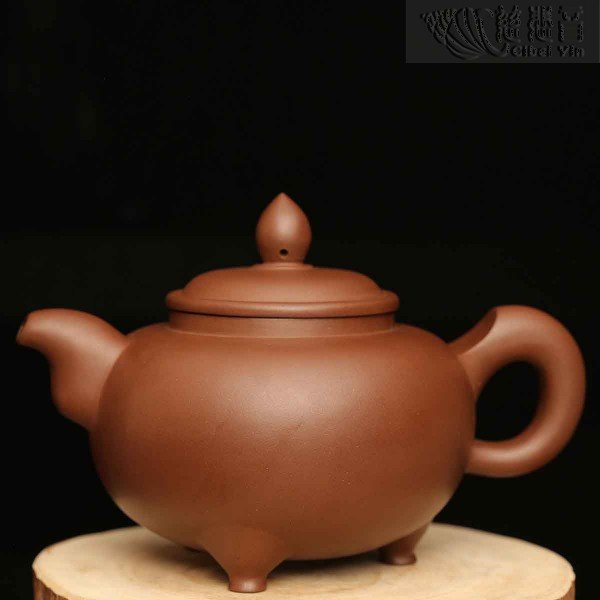 Inscribed by Chang Hong, Li Junbi Zisha teapot